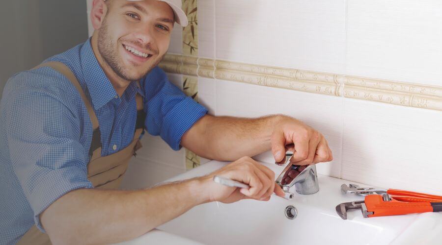 Handle or spout repair in Bowie, MD